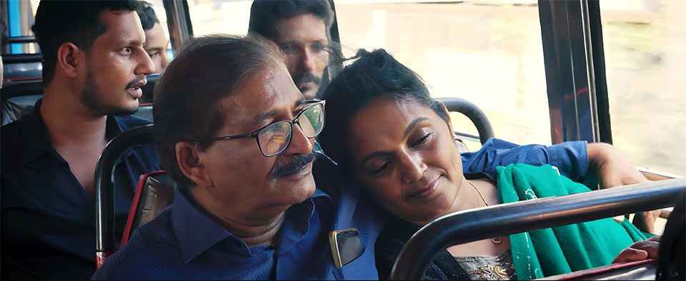 Aaru-aanungal-release_scene