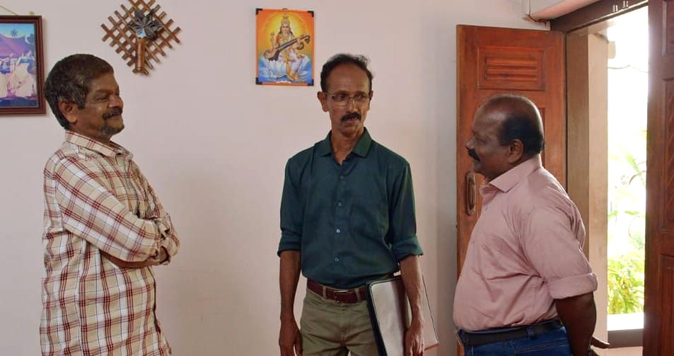 Dark-Tracking-poster_scene