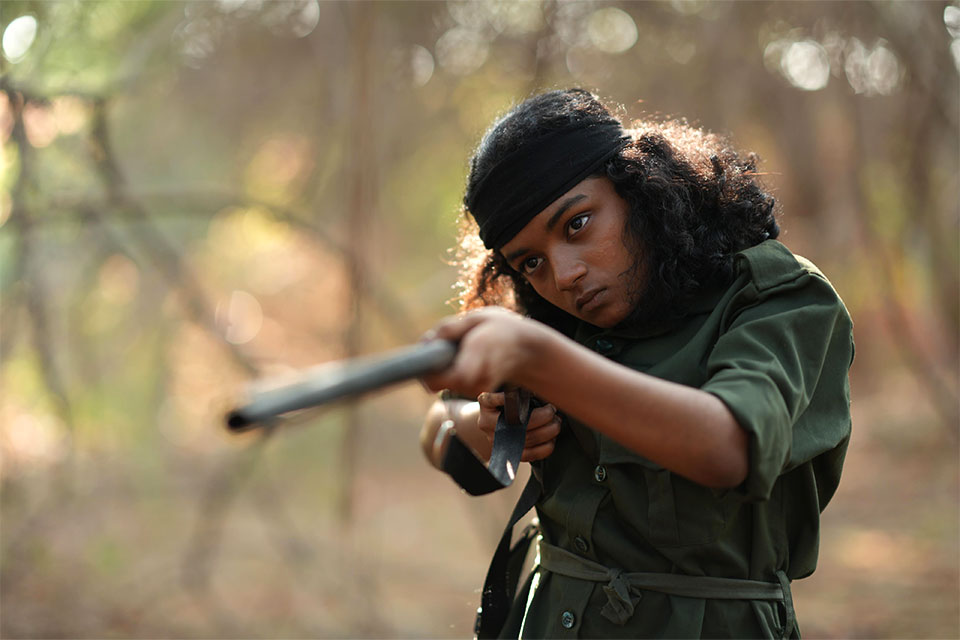 Tamil-mozhi-album_scene