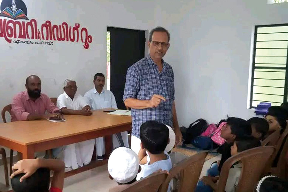 Radhakrishnan-with-kids